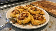Roulés feuilletés chorizo & parmesan : croustillants, prêts en un rien de temps