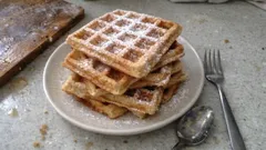 Gaufres légères à l’épeautre, au lait végétal et vanille : dorées, sans beurre et faciles