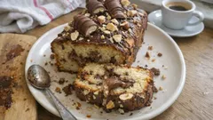 Cake aux Kinder Bueno moelleux : la recette facile pour un goûter très gourmand