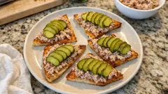 Toasts rillettes-cornichons : l’apéro express qui fait toujours son effet