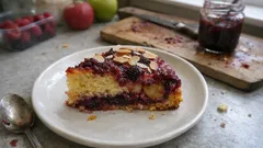 Gâteau renversé aux fruits rouges surgelés : moelleux, prêt sans prise de tête