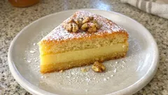 Gâteau magique tout miel : une seule pâte, trois couches fondantes à la sortie du four